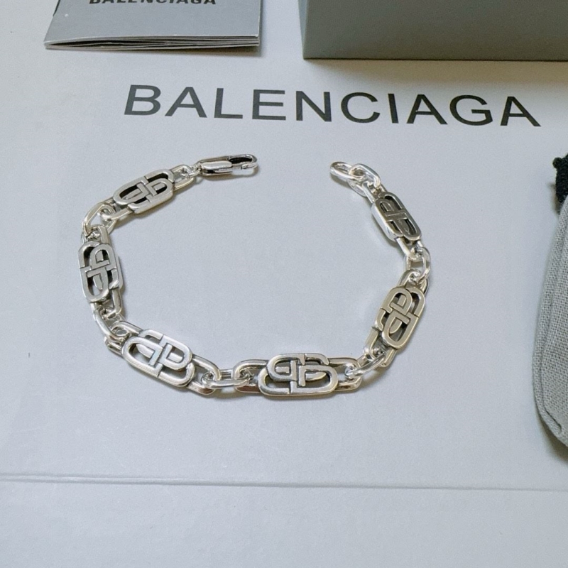 Ba1en*iaga bracelets